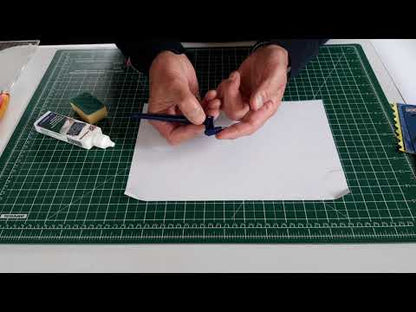 Gyro-Cut JNR in action: cutting curves in paper